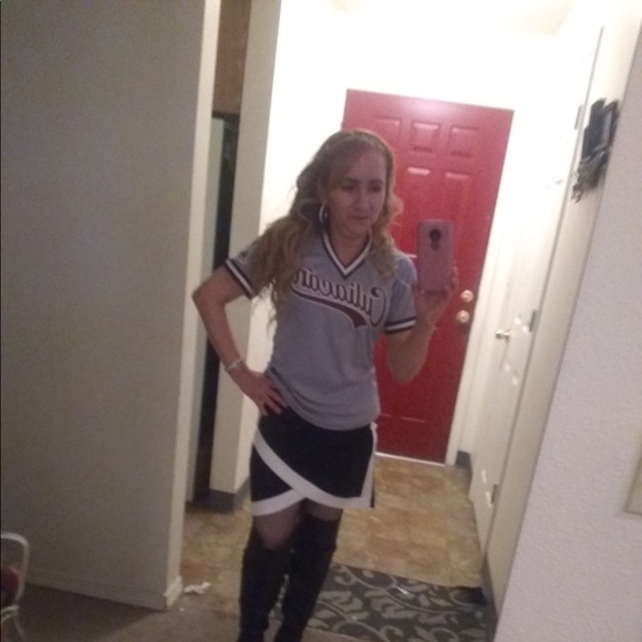 Meet your Posher, Lourdes - Picture 1 of 1